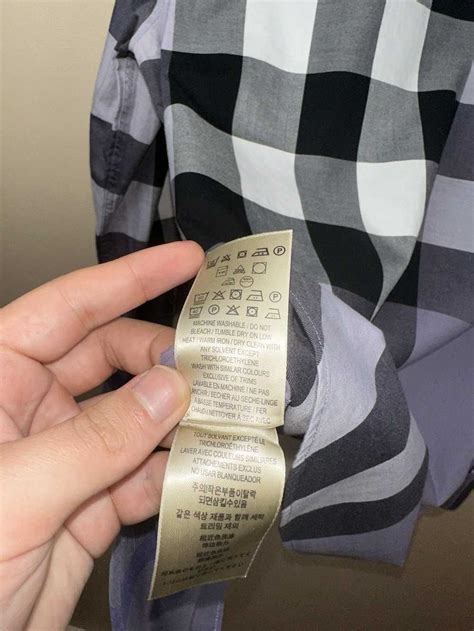 Burberry Exploded Check Button